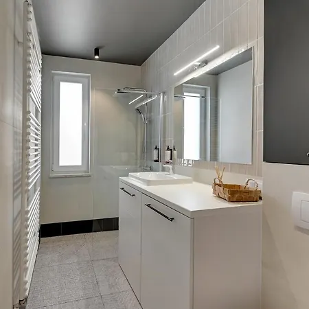 Boutique Aura 40 By Grand * Gdansk