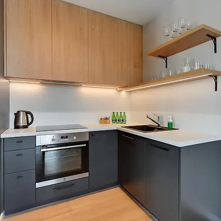 Boutique Aura 40 By Grand *