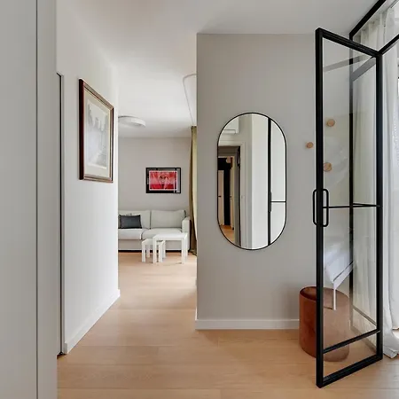 Boutique Aura 40 By Grand