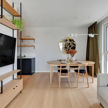 Boutique Aura 40 By Grand