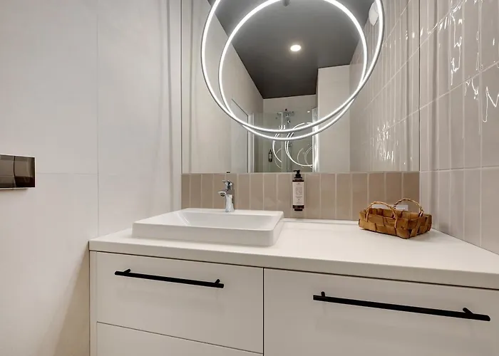 Boutique Aura 40 By Grand